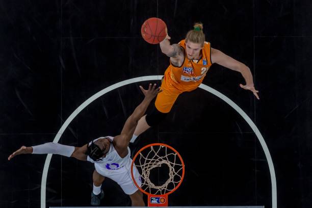 更在于足球 更在于足球