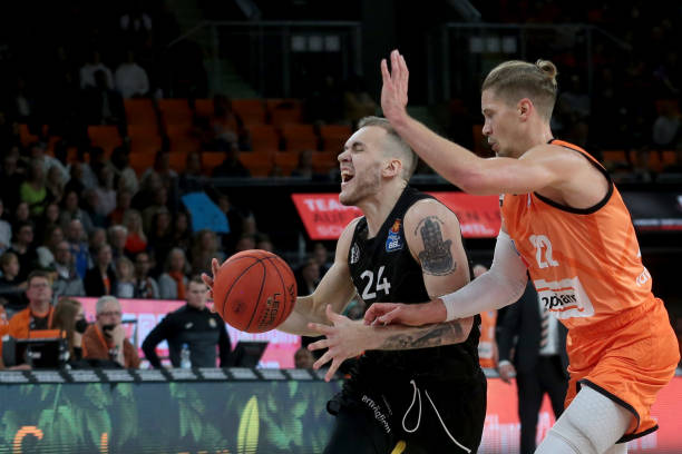 攻与防守平 攻与防守平